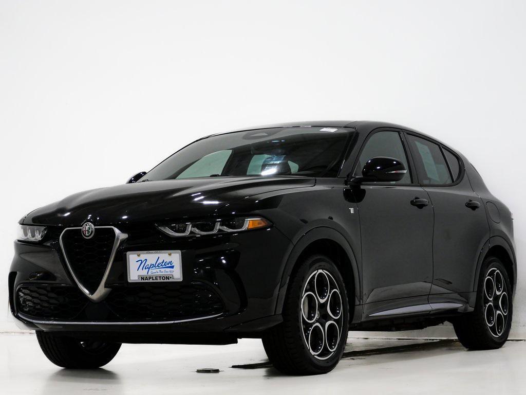used 2024 Alfa Romeo Tonale car, priced at $27,500