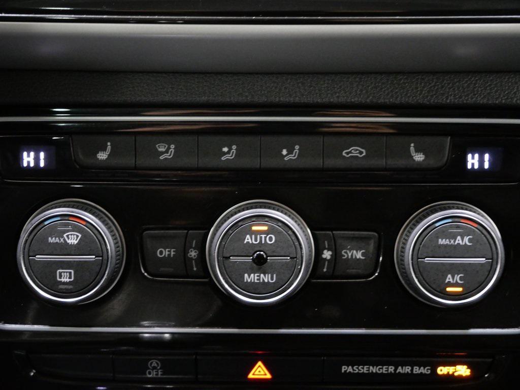 used 2021 Volkswagen Atlas Cross Sport car, priced at $25,600