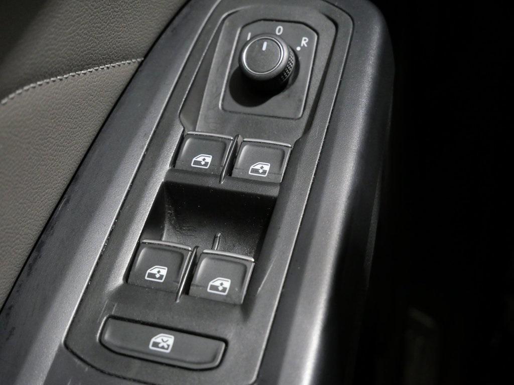 used 2021 Volkswagen Atlas Cross Sport car, priced at $25,600