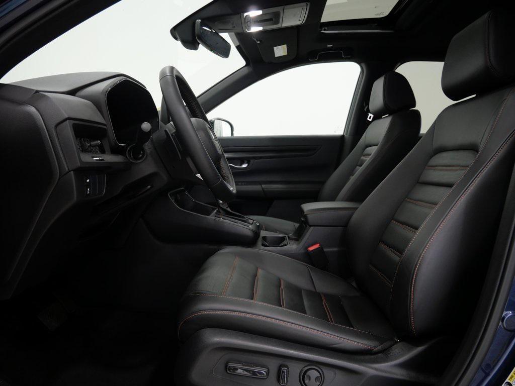 used 2025 Honda CR-V Hybrid car, priced at $34,000
