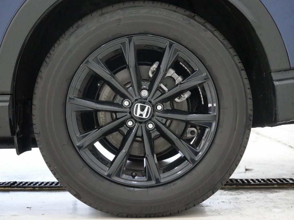 used 2025 Honda CR-V Hybrid car, priced at $34,000