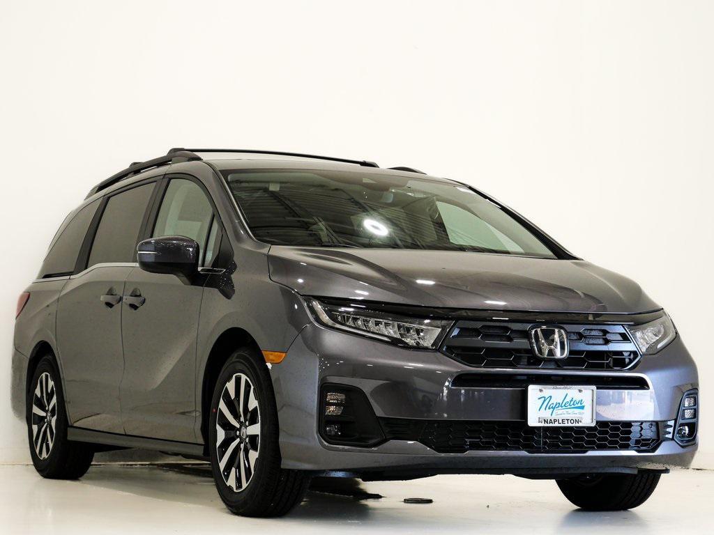 new 2026 Honda Odyssey car, priced at $42,683