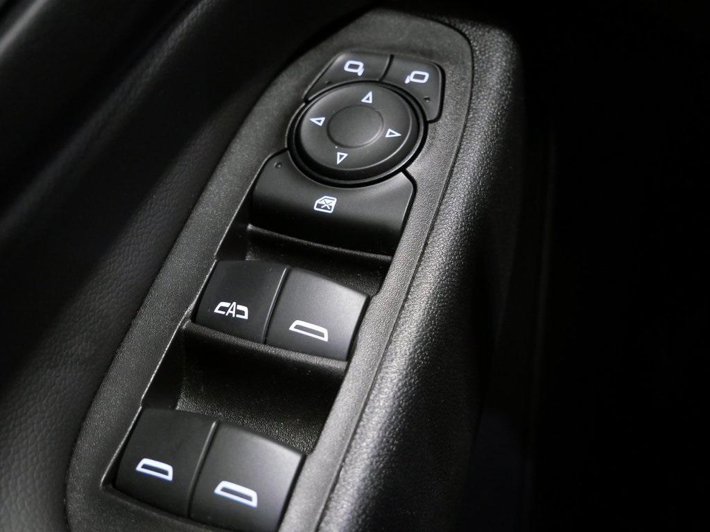 used 2022 Chevrolet Equinox car, priced at $17,900