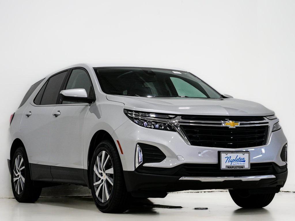 used 2022 Chevrolet Equinox car, priced at $17,900