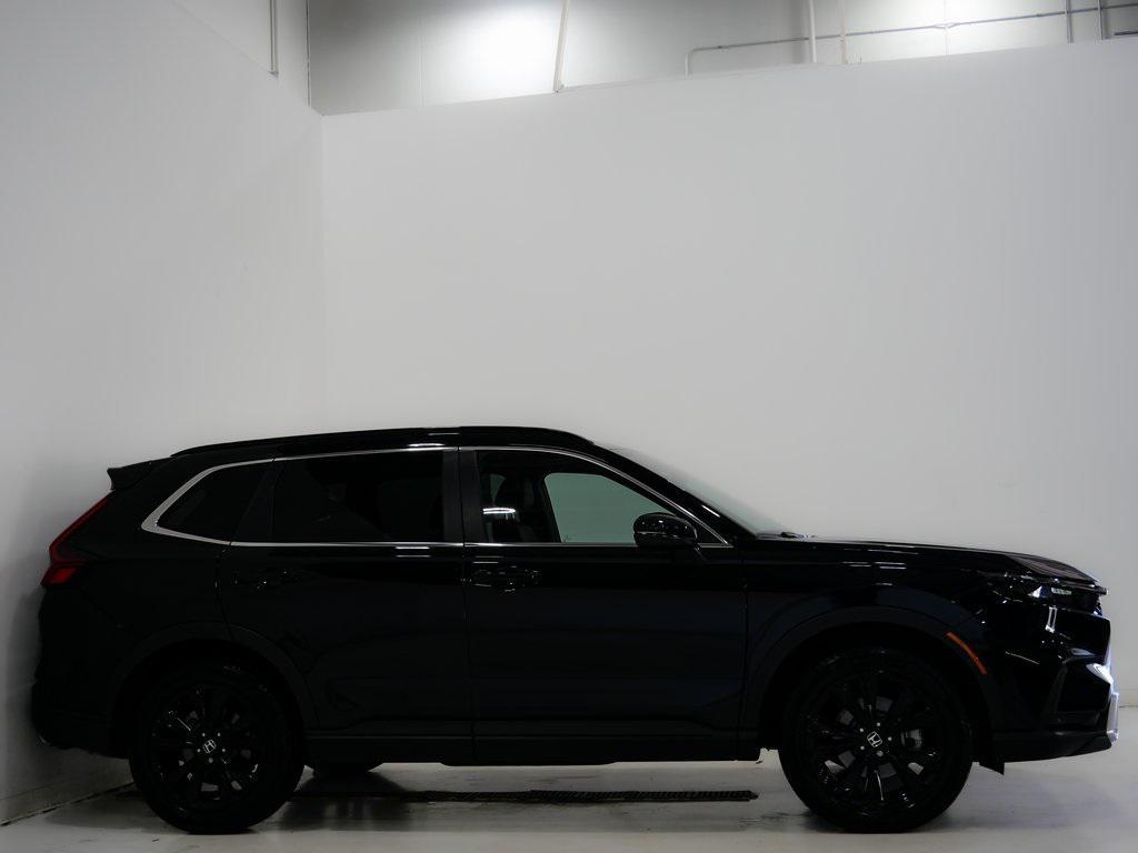 used 2025 Honda CR-V Hybrid car, priced at $35,000
