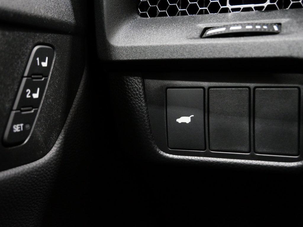 new 2026 Honda CR-V Hybrid car, priced at $39,528