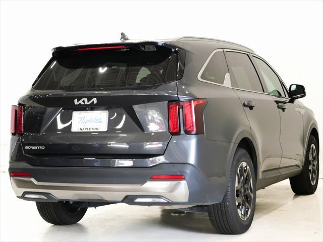 used 2024 Kia Sorento car, priced at $27,500