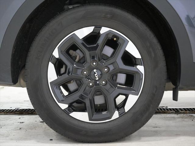 used 2024 Kia Sorento car, priced at $27,500