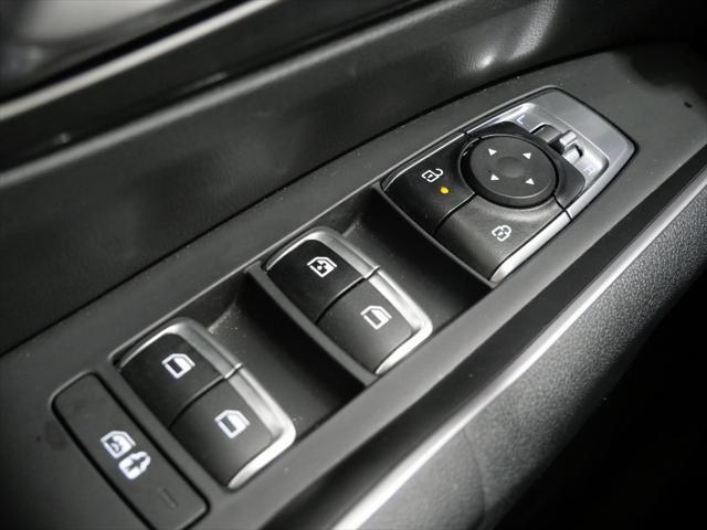 used 2024 Kia Sorento car, priced at $27,500
