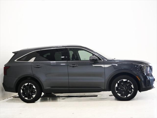 used 2024 Kia Sorento car, priced at $27,500