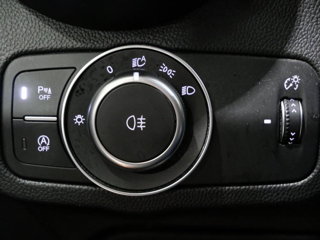 used 2022 Alfa Romeo Stelvio car, priced at $18,900