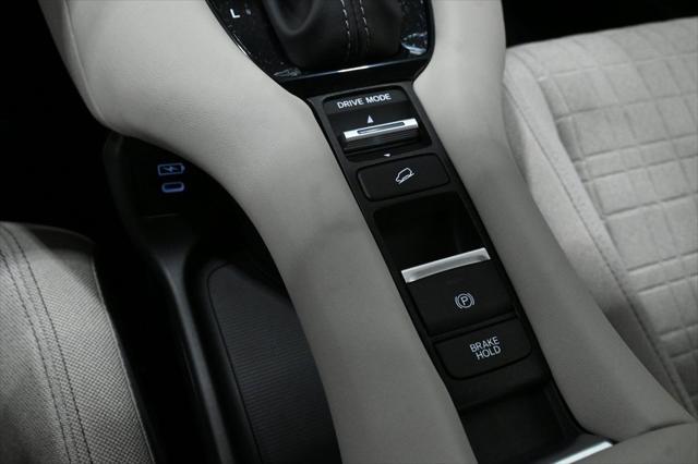 new 2025 Honda HR-V car, priced at $27,599