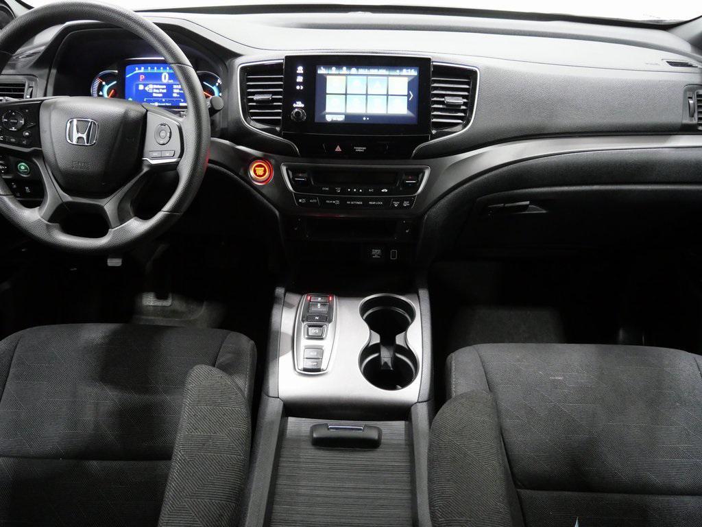 used 2022 Honda Pilot car, priced at $29,000