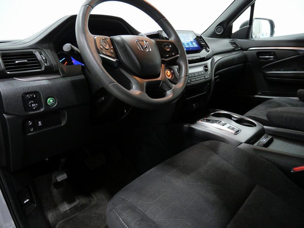 used 2022 Honda Pilot car, priced at $29,000