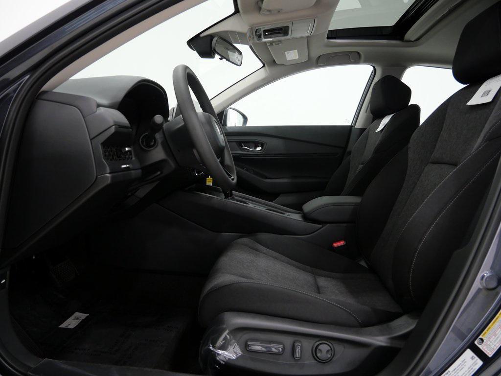 new 2025 Honda Accord car, priced at $30,274