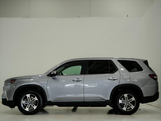 new 2025 Honda Pilot car, priced at $44,223