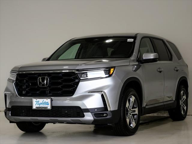 new 2025 Honda Pilot car, priced at $44,223