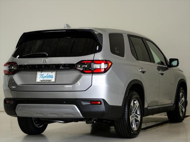 new 2025 Honda Pilot car, priced at $44,223