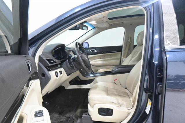 used 2014 Lincoln MKT car, priced at $9,800