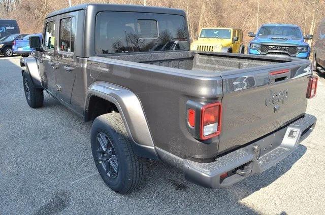 new 2024 Jeep Gladiator car, priced at $48,973