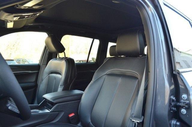 new 2025 Jeep Grand Cherokee car, priced at $53,735