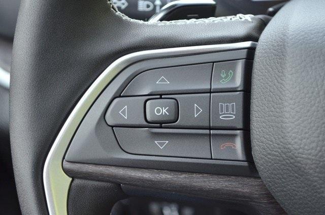 new 2025 Jeep Grand Cherokee car, priced at $50,410