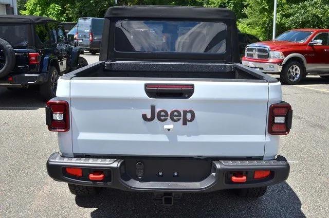 new 2024 Jeep Gladiator car, priced at $57,469