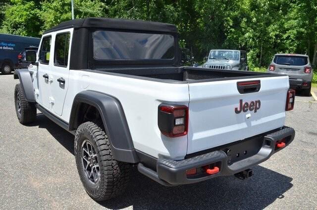 new 2024 Jeep Gladiator car, priced at $57,469