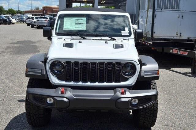 new 2024 Jeep Gladiator car, priced at $57,469