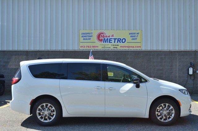 new 2026 Chrysler Pacifica car, priced at $49,350