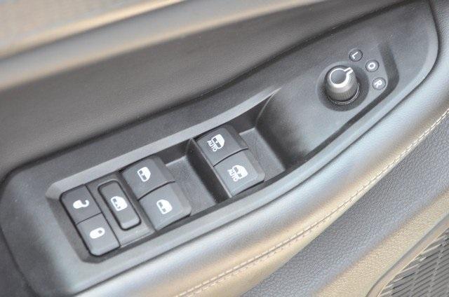 used 2023 Jeep Grand Cherokee car, priced at $23,987