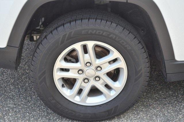 used 2023 Jeep Grand Cherokee car, priced at $23,987