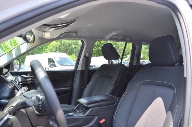 used 2023 Jeep Grand Cherokee car, priced at $23,987