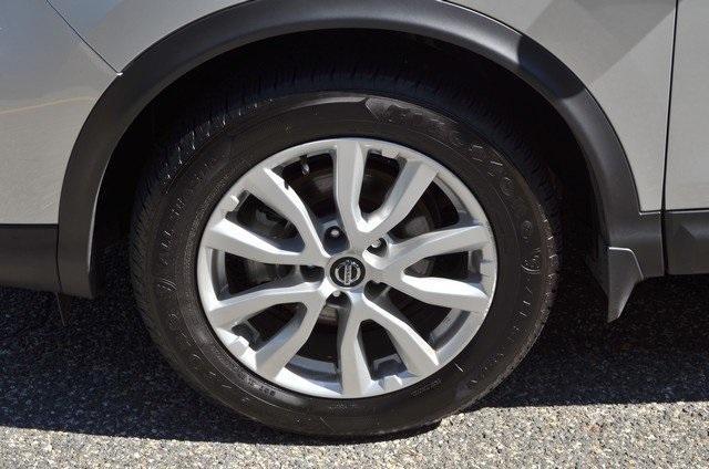 used 2022 Nissan Rogue Sport car, priced at $18,987