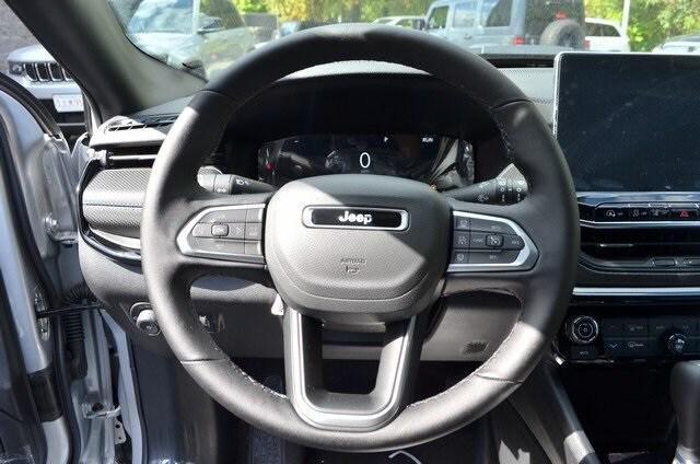 new 2025 Jeep Compass car, priced at $35,430