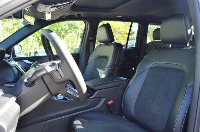 new 2025 Jeep Grand Cherokee car, priced at $49,370