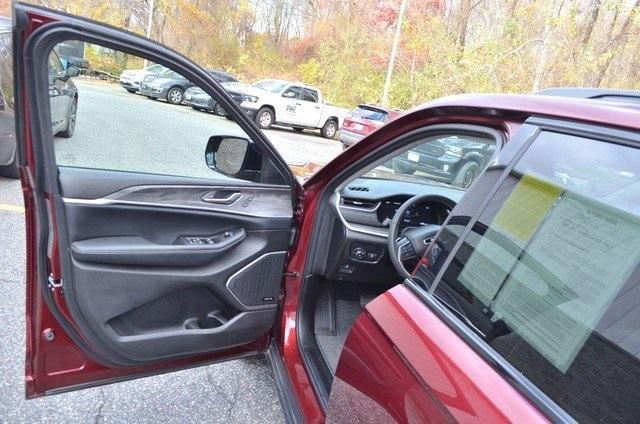 used 2023 Jeep Grand Cherokee car, priced at $34,987