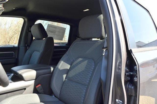 new 2025 Ram 1500 car, priced at $53,837