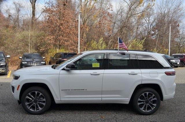 new 2025 Jeep Grand Cherokee car, priced at $65,635