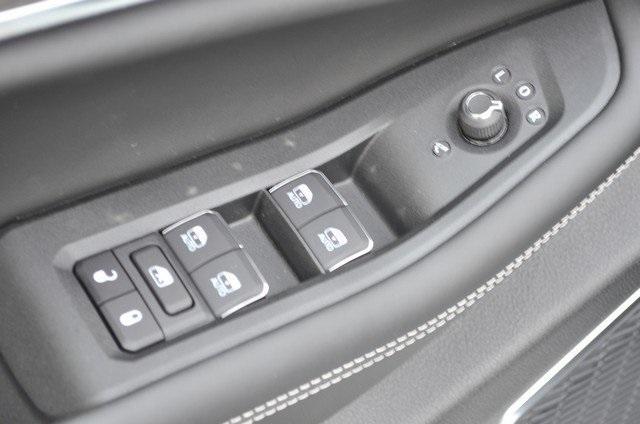 new 2025 Jeep Grand Cherokee car, priced at $65,635