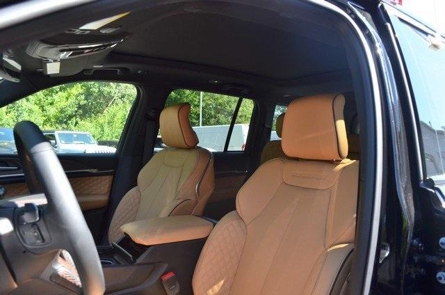 new 2025 Jeep Grand Cherokee car, priced at $61,150