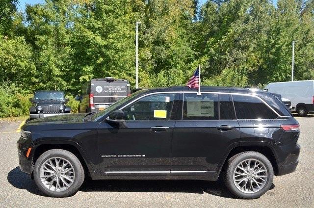 new 2025 Jeep Grand Cherokee car, priced at $61,150