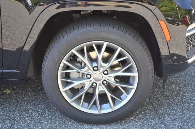 new 2025 Jeep Grand Cherokee car, priced at $61,150