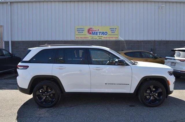 used 2023 Jeep Grand Cherokee car, priced at $32,987