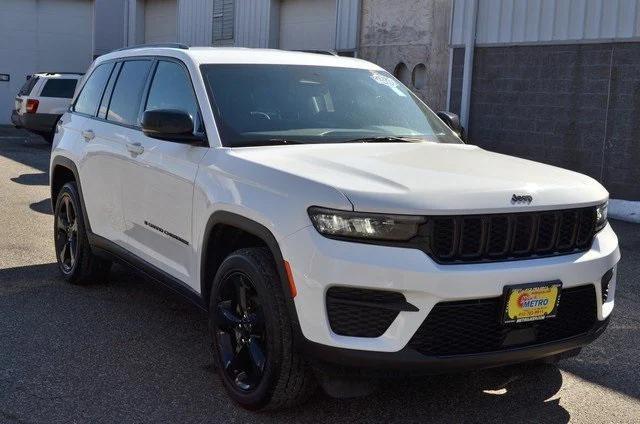 used 2023 Jeep Grand Cherokee car, priced at $32,987