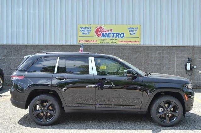 new 2025 Jeep Grand Cherokee car, priced at $49,603