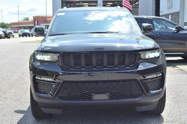 new 2025 Jeep Grand Cherokee car, priced at $49,603