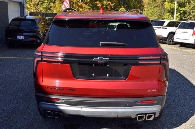 used 2024 Chevrolet Traverse car, priced at $46,987