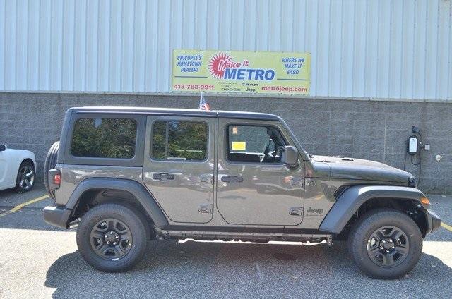 new 2025 Jeep Wrangler car, priced at $46,345