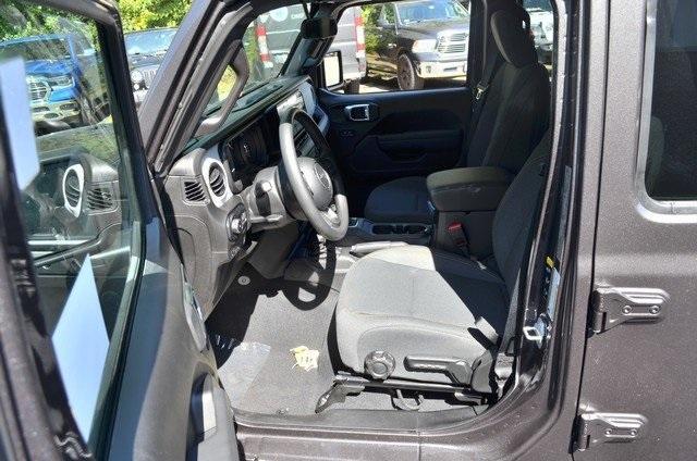 new 2025 Jeep Wrangler car, priced at $46,345